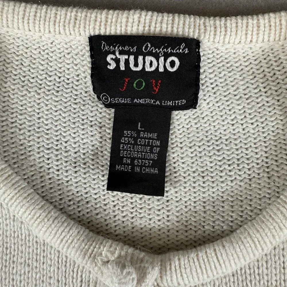 Studio Joy Christmas Tree & Gifts Ugly Sweater Cardigan Women's‎ L Cream